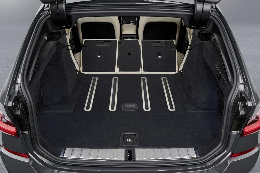 Багажник BMW 330i Touring M Sport (G21) 2019 года  (WW) (фото 30 из 93)